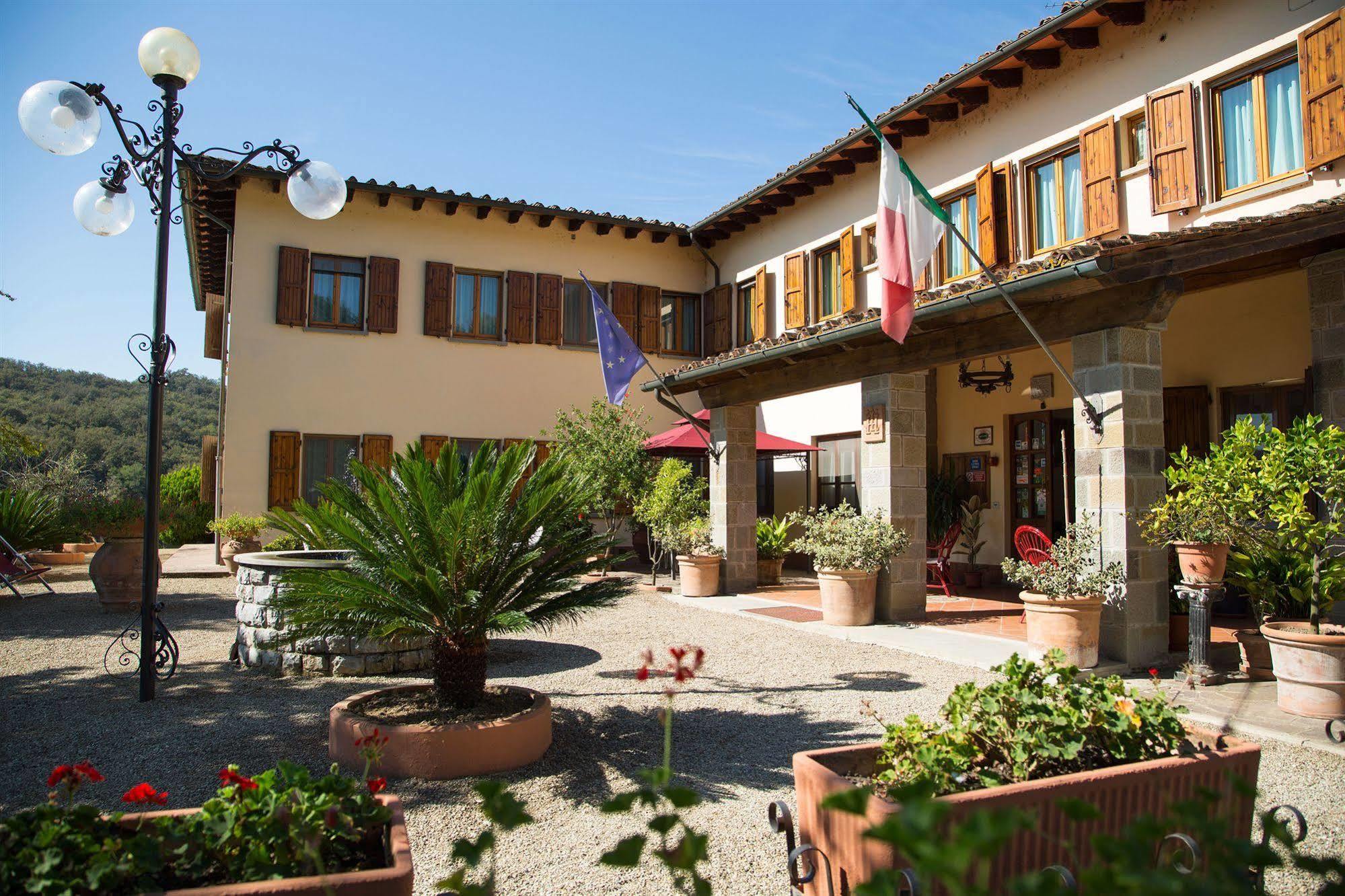 Hotel Del Lago Cavriglia Exterior foto